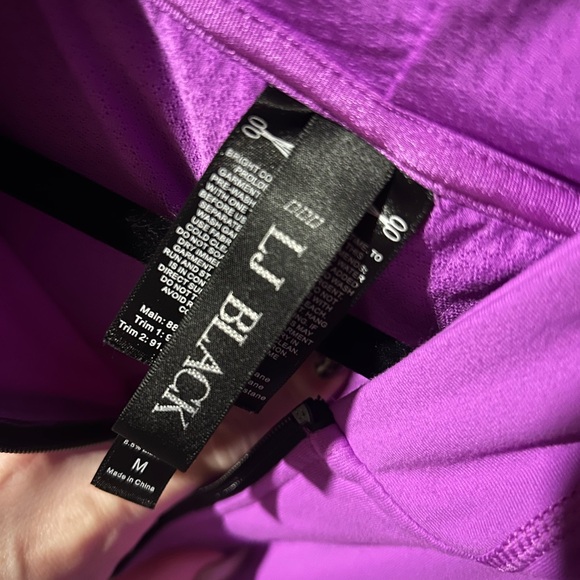 Lorna Jane Women's Bold Purple Utility Jacket - Picture 2 of 2